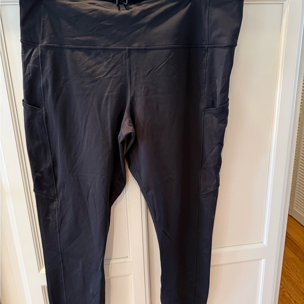 lululemon athletica Black Leggings with Side Pockets